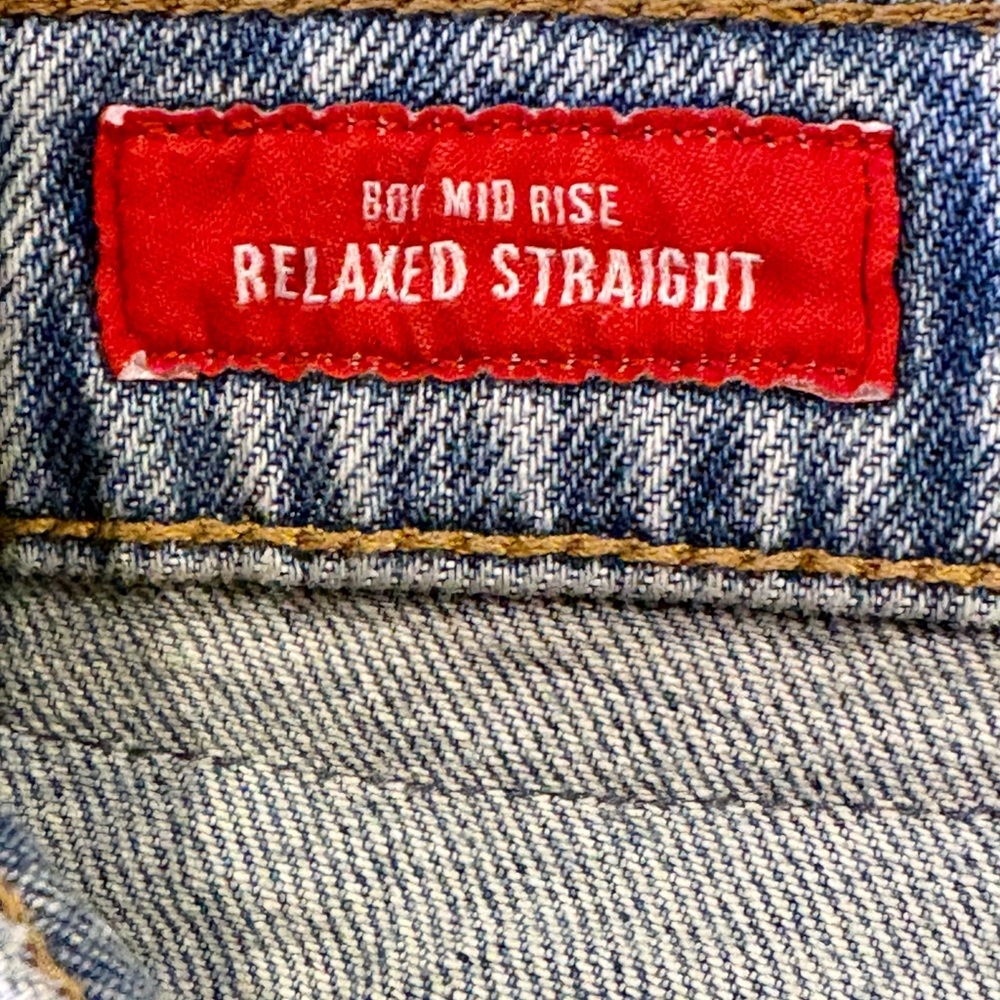 Lucky Brand Light Wash Distressed Straight-Leg Jeans - Picture 8 of 10